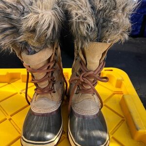 Sorel Joan of Arc Winter Boots